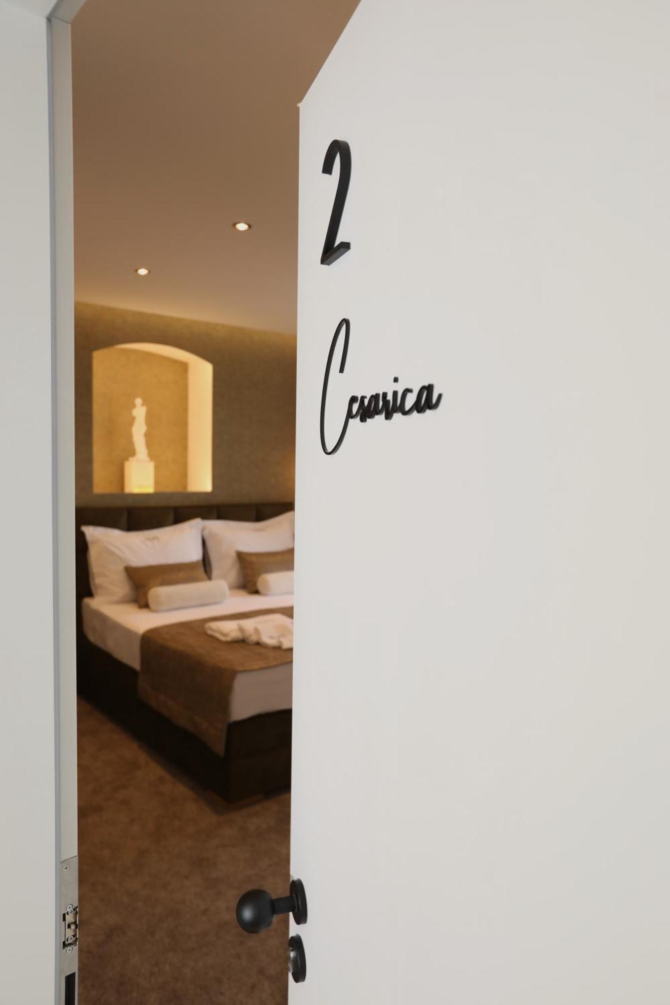Ma Pe Luxury Rooms Split Værelse billede